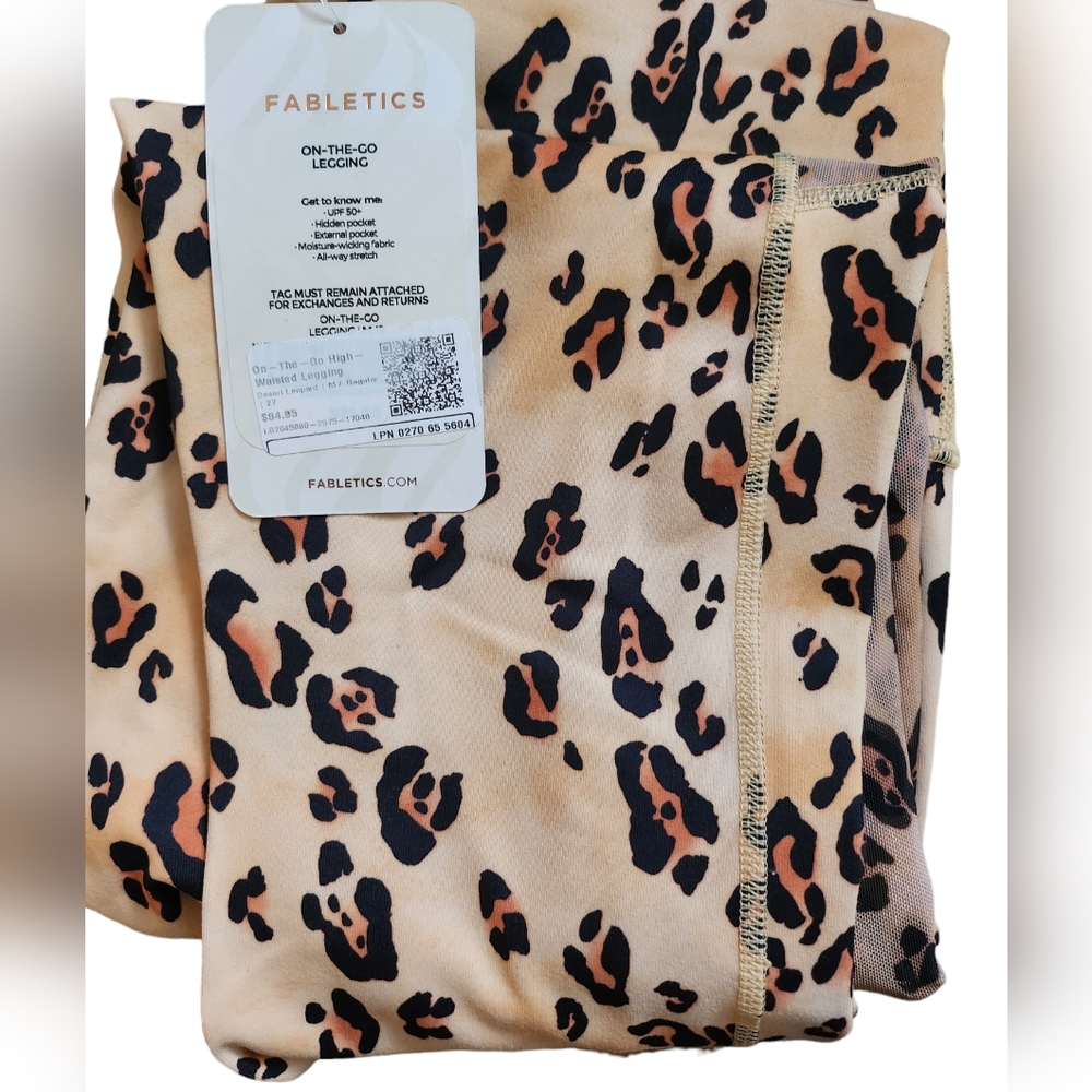 Fabletics On-The-Go Legging - Picture 4 of 4